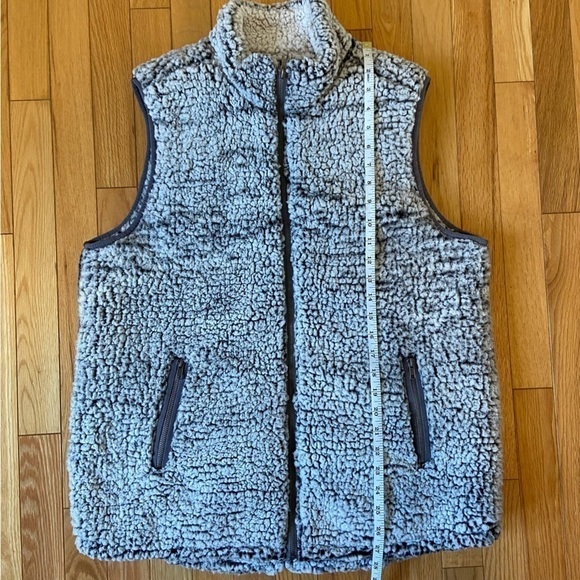 Thread & Supply Cozy Sherpa Plush Teddy Vest Size Xl - Picture 12 of 12